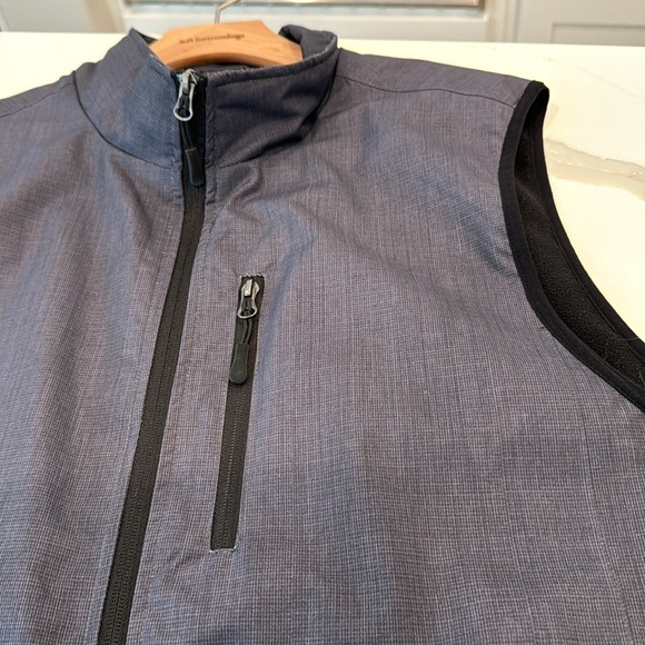 Men’s Vest size XL - Picture 5 of 8